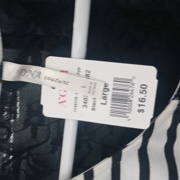 Beautiful strip Too - Picture 3 of 3